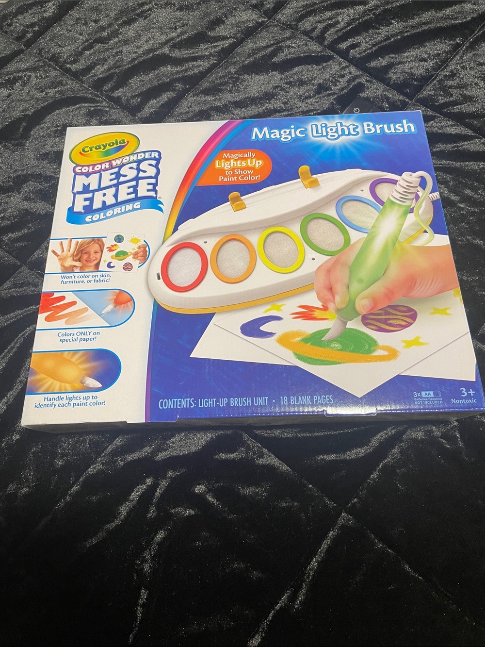 Crayola Color Wonder Magic Light Brush - Green with Red, Yellow, Blue, Purple